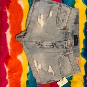 Aeropostale light wash shorts